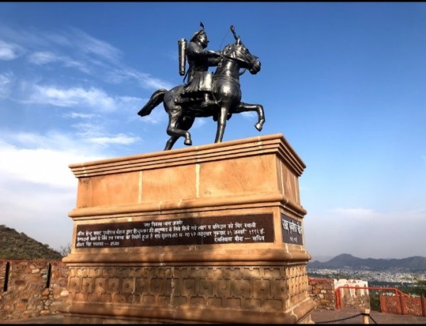 पृथ्वीराज चौहान स्मारक अजमेर