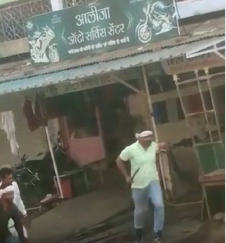 डॉन देवा गुर्जर का मर्डर : सैलून में घुसकर 13 हमलावरों ने कुल्हाड़ी, सरिया से किया था हमला; खूने से सने हथियार लहराते भागे