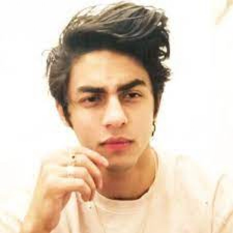 शाहरुख के बेटे की नई पारी: मुंबई के एक स्टूडियो में आर्यन खान ने किया वेब सीरीज के लिए टेस्ट शूट, बतौर डायरेक्टर करेंगे डेब्यू